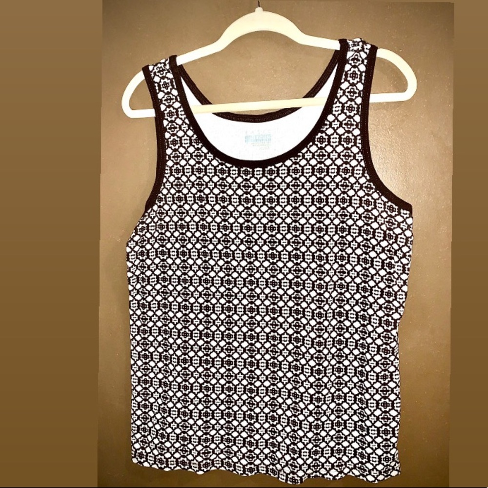 Basic Editions Brown and White Pattern Women’s Tank Top EUC size XL
